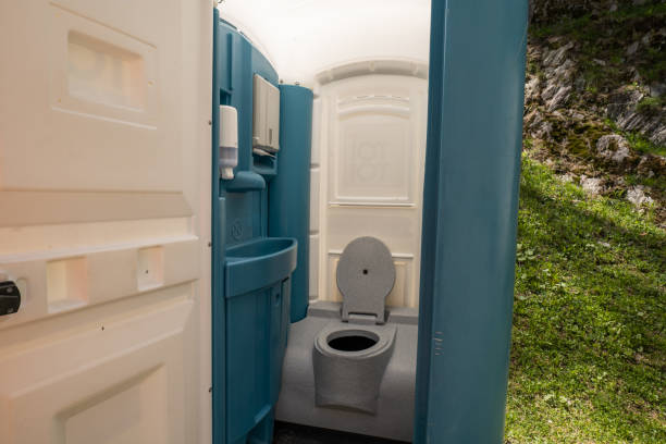 Best Construction site porta potty rental  in New Smyrna Beach, FL